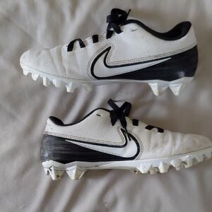 Nike Vapor White and Black Kids Football Cleats 6Y